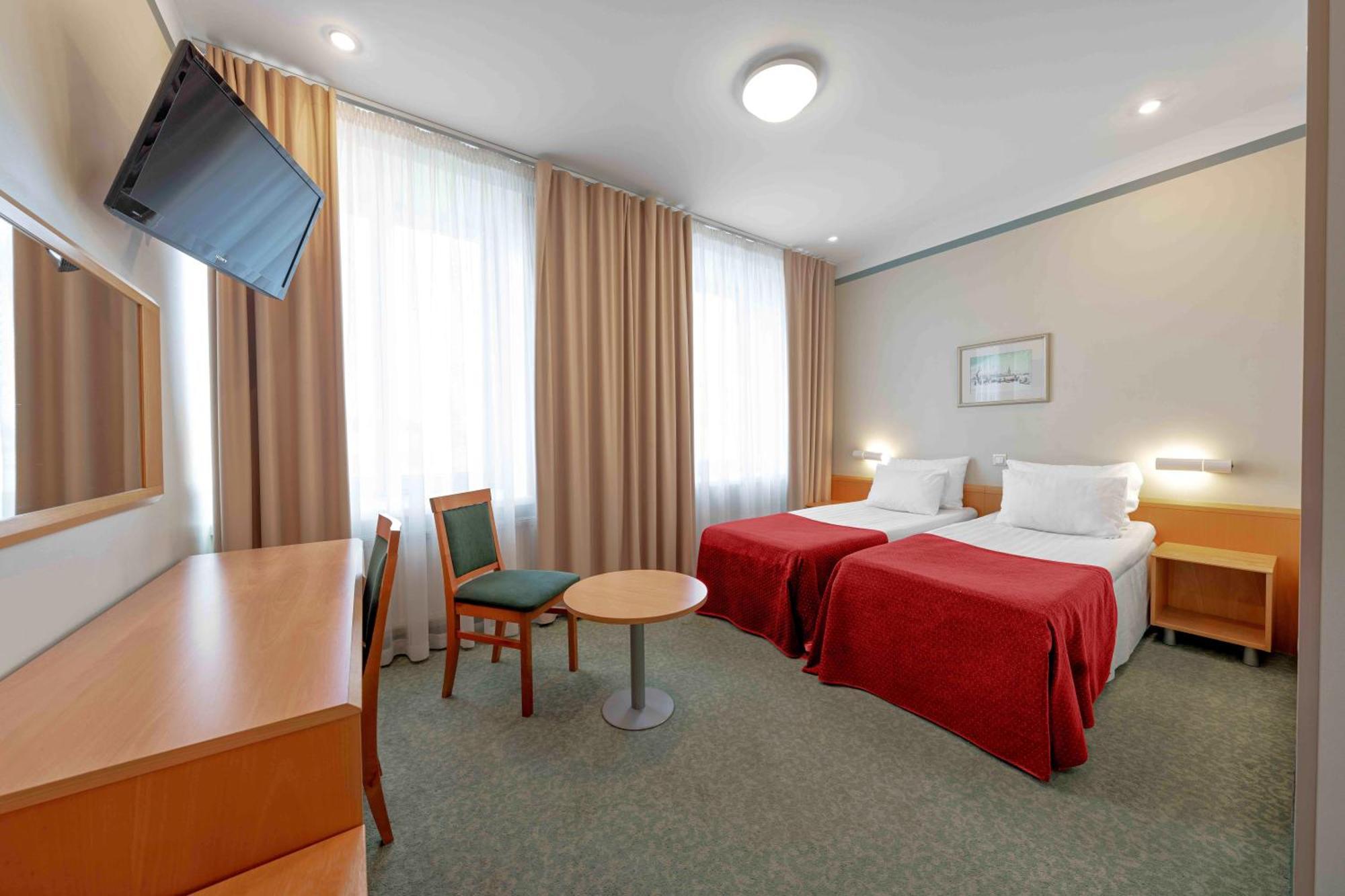 Rixwell Viru Square Hotel Таллин Экстерьер фото